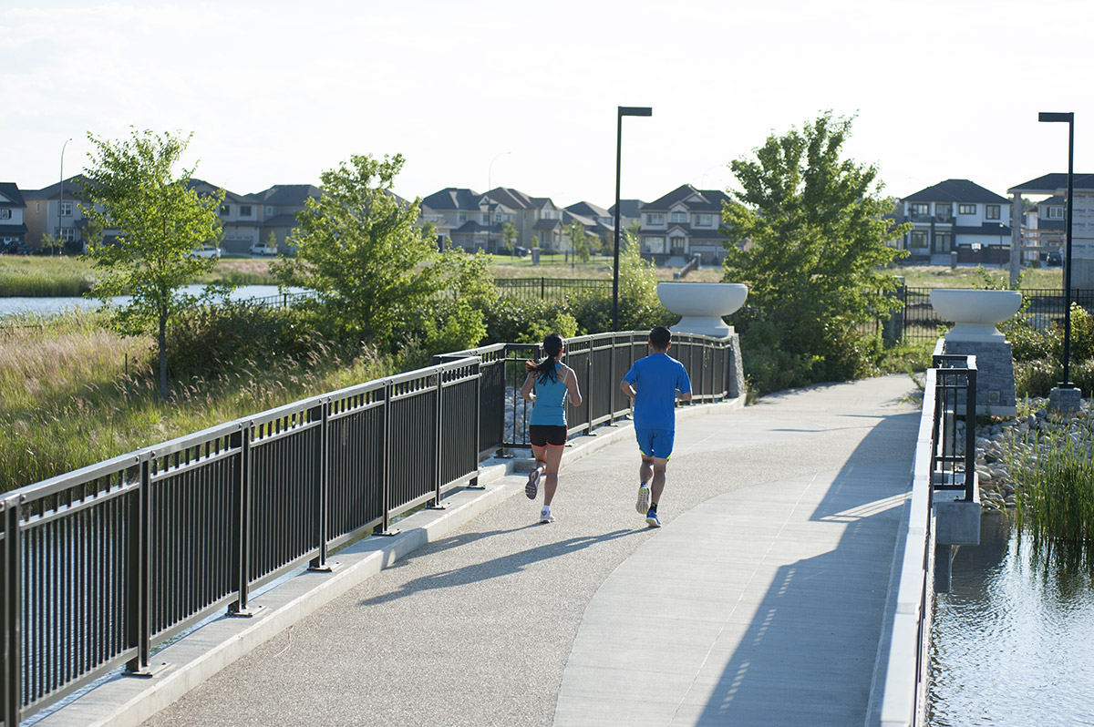 Couple jogging on Bridgwater trails